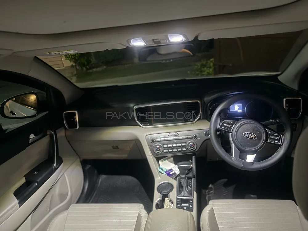KIA Sportage 2023 for Sale in Lahore KIA Sportage 2023 for Sale in Lahore Image-9