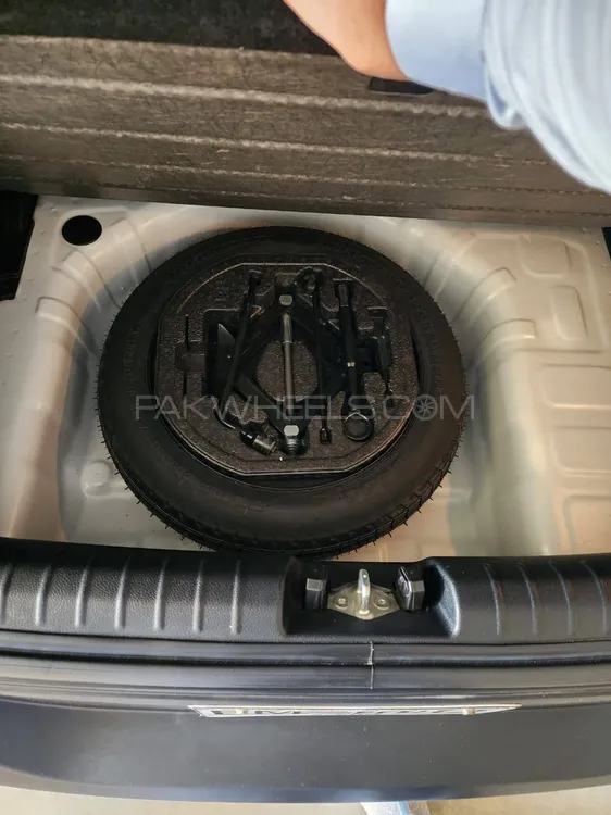 KIA Stonic 2024 for Sale in Karachi KIA Stonic 2024 for Sale in Karachi Image-9