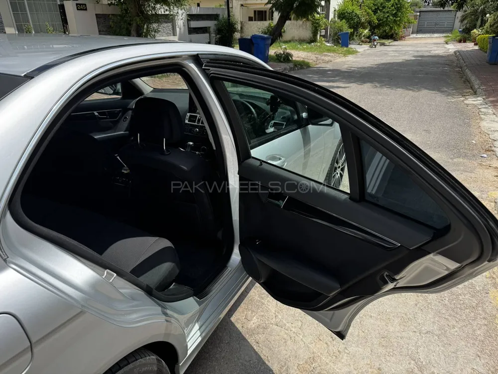 Mercedes Benz C Class 2008 for Sale in Islamabad Mercedes Benz C Class 2008 for Sale in Islamabad Image-8