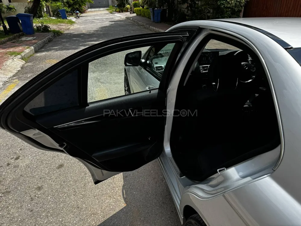 Mercedes Benz C Class 2008 for Sale in Islamabad Mercedes Benz C Class 2008 for Sale in Islamabad Image-9