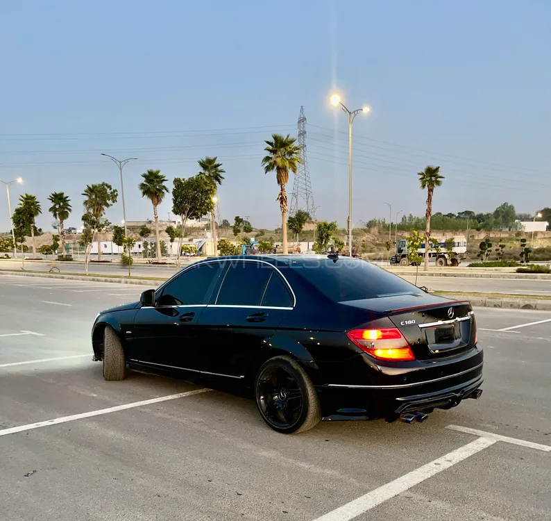 Mercedes Benz C Class 2008 for Sale in Wah cantt Mercedes Benz C Class 2008 for Sale in Wah cantt Image-5