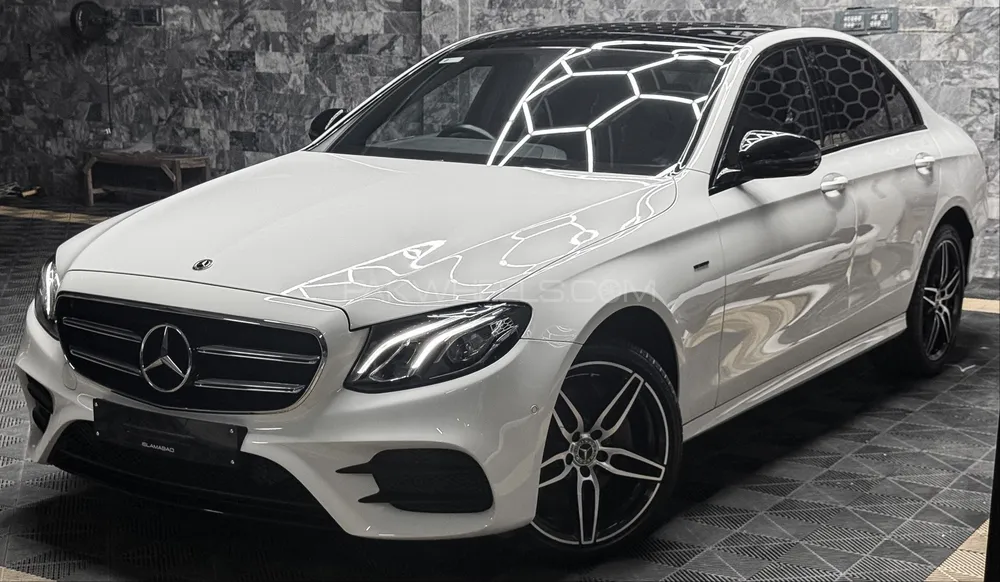 مرسڈیز بینز ای کلاس 2020 for Sale in لاہور Image-1