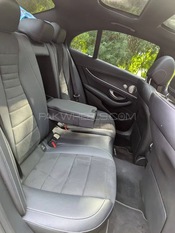 Mercedes Benz E Class 2022 for Sale in Lahore Mercedes Benz E Class 2022 for Sale in Lahore Image-10