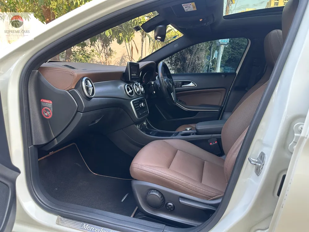 Mercedes Benz GLA Class 2015 for Sale in Karachi Mercedes Benz GLA Class 2015 for Sale in Karachi Image-19
