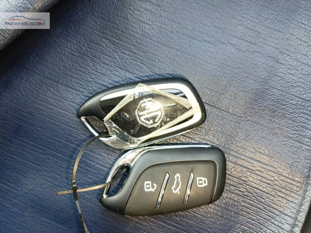 MG HS 2025 for Sale in Faisalabad MG HS 2025 for Sale in Faisalabad Image-13