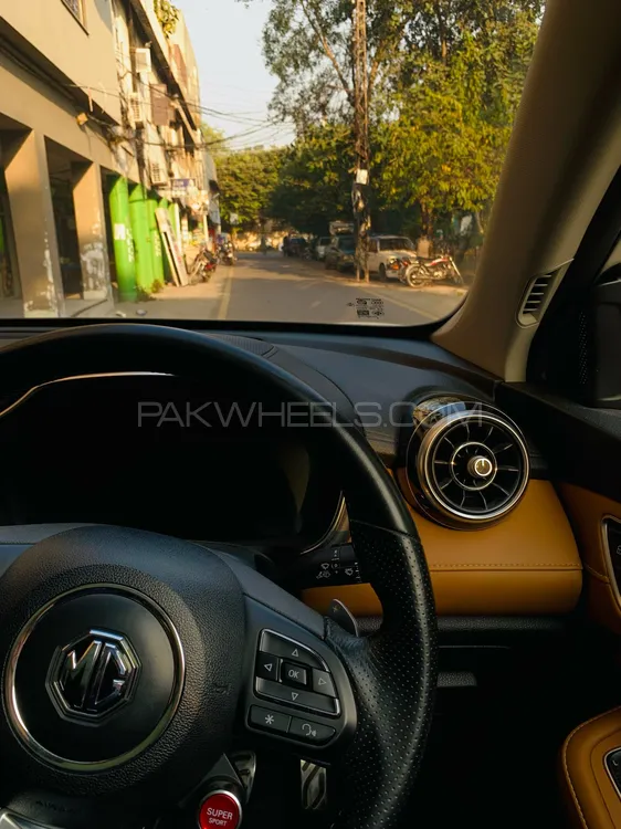 MG HS 2023 for Sale in Lahore MG HS 2023 for Sale in Lahore Image-10