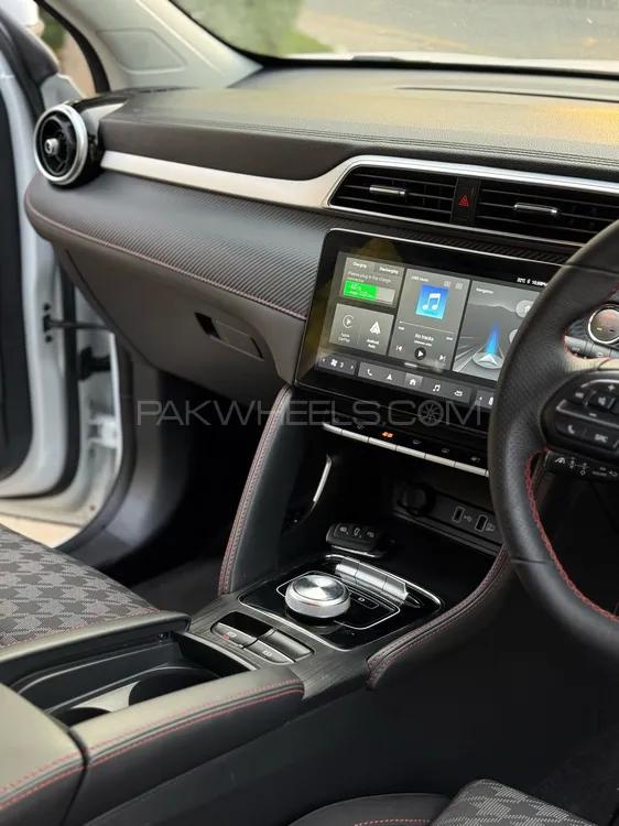 MG ZS EV 2023 for Sale in Lahore MG ZS EV 2023 for Sale in Lahore Image-9