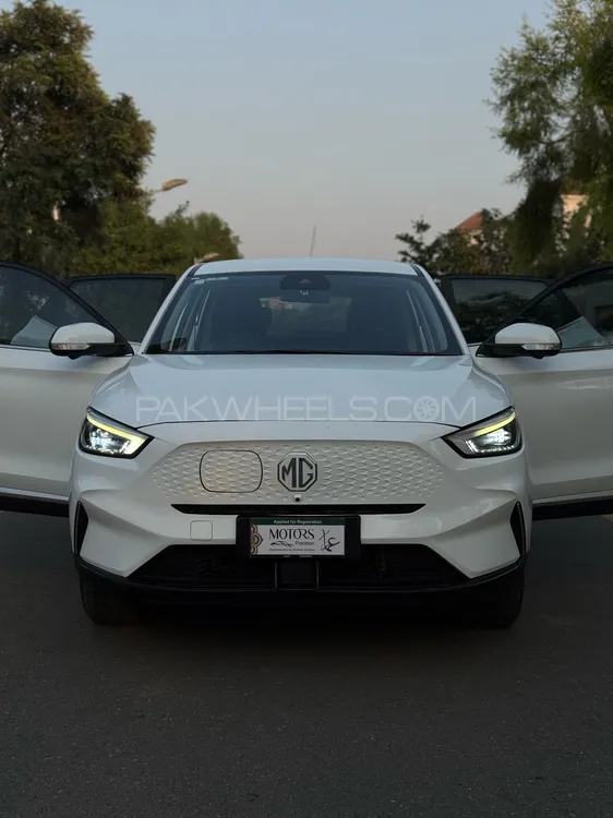 MG ZS EV 2023 for Sale in Lahore MG ZS EV 2023 for Sale in Lahore Image-11