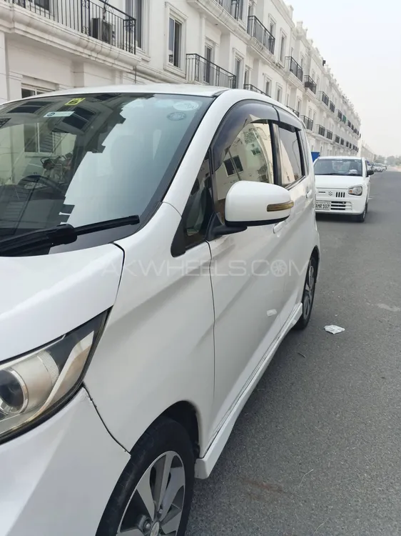 مٹسوبیشی ای کے کسٹم 2016 for Sale in لاہور مٹسوبیشی ای کے کسٹم 2016 for Sale in لاہور Image-2