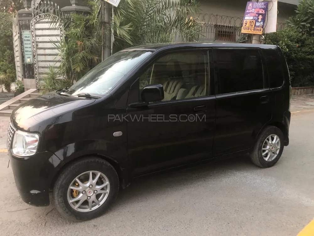 Mitsubishi Ek Wagon 2012 for Sale in Lahore Mitsubishi Ek Wagon 2012 for Sale in Lahore Image-9
