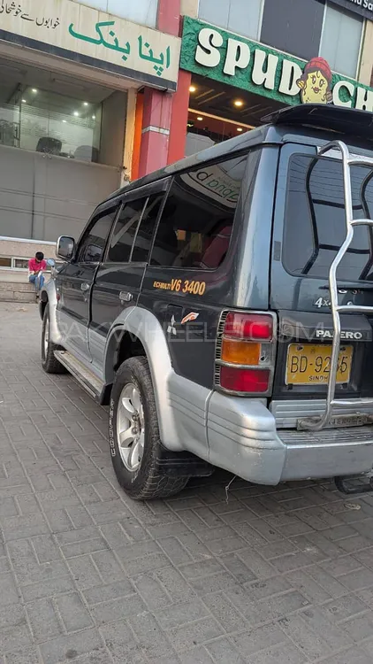 Mitsubishi Pajero 1995 for Sale in Lahore Mitsubishi Pajero 1995 for Sale in Lahore Image-18