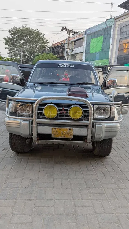 Mitsubishi Pajero 1995 for Sale in Lahore Mitsubishi Pajero 1995 for Sale in Lahore Image-15