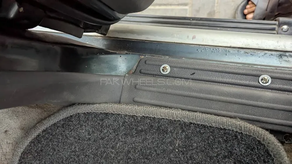 Mitsubishi Pajero 1995 for Sale in Lahore Mitsubishi Pajero 1995 for Sale in Lahore Image-8