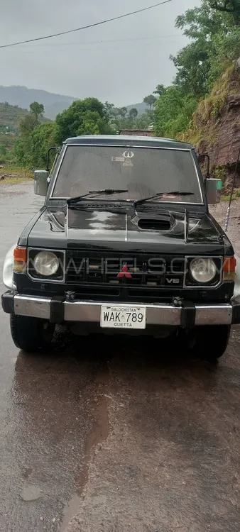 Mitsubishi Pajero 1990 for Sale in Kashmir Mitsubishi Pajero 1990 for Sale in Kashmir Image-3