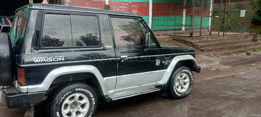 Mitsubishi Pajero 1990 for Sale in Kashmir Mitsubishi Pajero 1990 for Sale in Kashmir Image-5