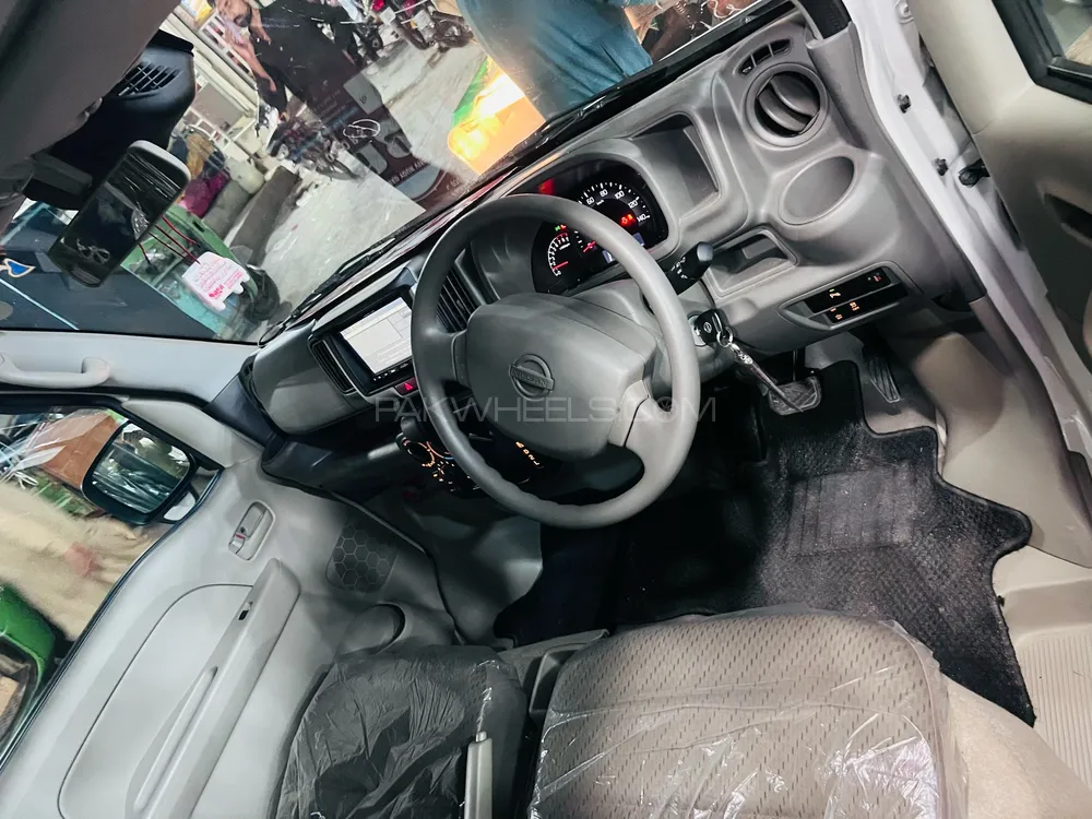 Nissan Clipper 2018 for Sale in Peshawar Nissan Clipper 2018 for Sale in Peshawar Image-5