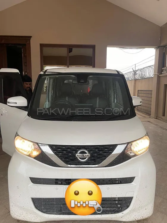 Nissan Dayz Roox 2020 for Sale in Sarai alamgir Nissan Dayz Roox 2020 for Sale in Sarai alamgir Image-2