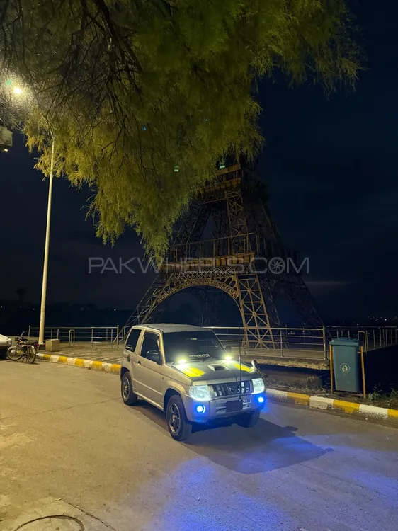Nissan Kix 2012 for Sale in Abbottabad Nissan Kix 2012 for Sale in Abbottabad Image-1
