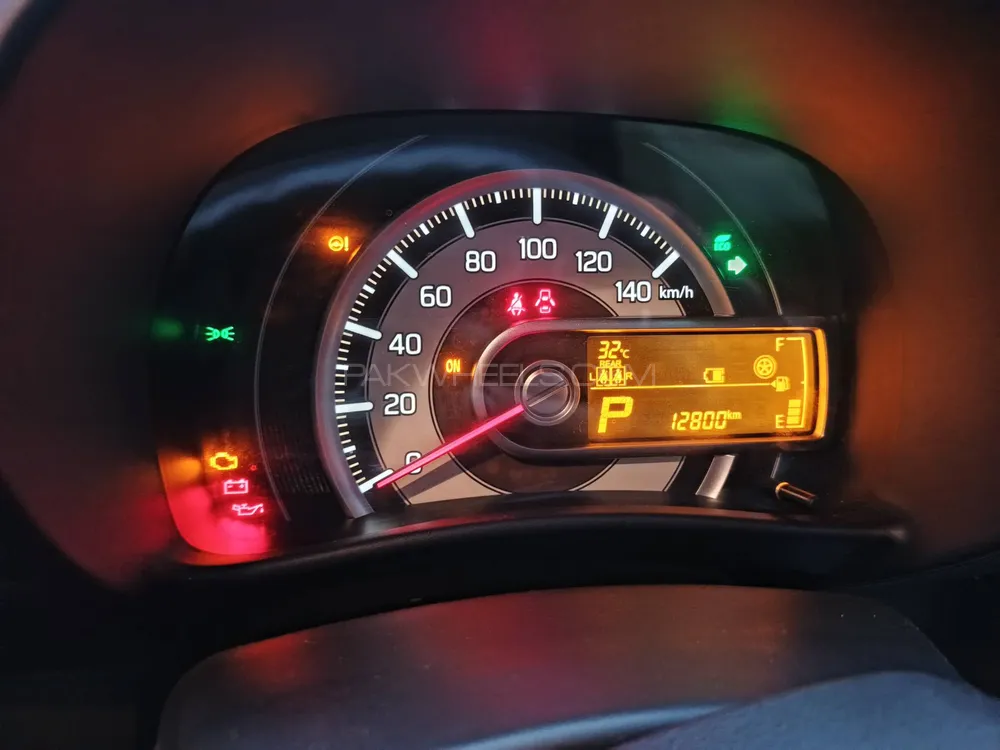 Suzuki Alto 2022 for Sale in Karachi Suzuki Alto 2022 for Sale in Karachi Image-9