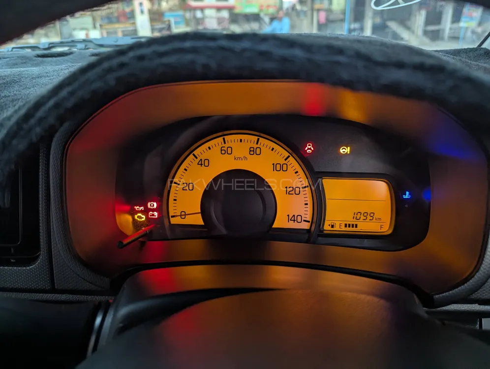 Suzuki Alto 2025 for Sale in Islamabad Suzuki Alto 2025 for Sale in Islamabad Image-4
