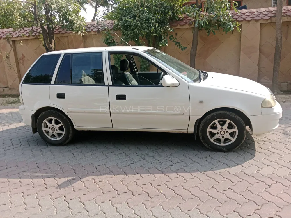 Suzuki Cultus 2016 for Sale in Lahore Suzuki Cultus 2016 for Sale in Lahore Image-7