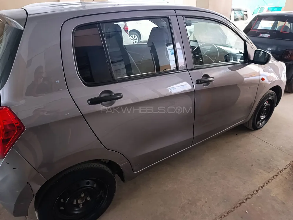Suzuki Cultus 2017 for Sale in Karachi Suzuki Cultus 2017 for Sale in Karachi Image-4
