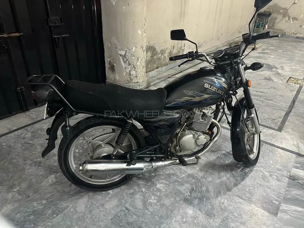 Suzuki GS 150 SE 2018 for Sale Suzuki GS 150 SE 2018 for Sale Image-2