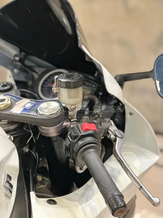 Suzuki GSX-R600 2011 for Sale Suzuki GSX-R600 2011 for Sale Image-16