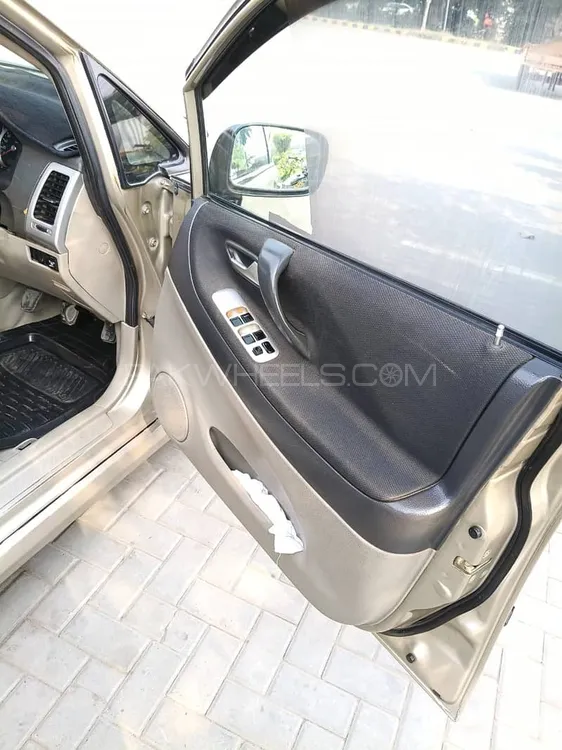 Suzuki Liana 2007 for Sale in Lahore Suzuki Liana 2007 for Sale in Lahore Image-3