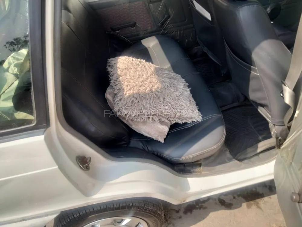 Suzuki Mehran 2015 for Sale in Lahore Suzuki Mehran 2015 for Sale in Lahore Image-13