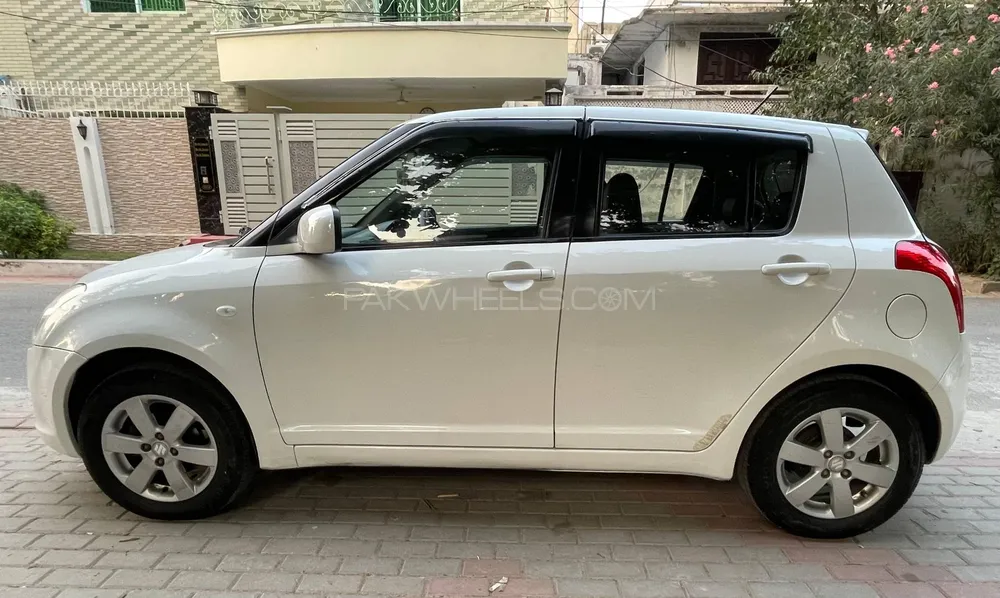 Suzuki Swift 2014 for Sale in Lahore Suzuki Swift 2014 for Sale in Lahore Image-8