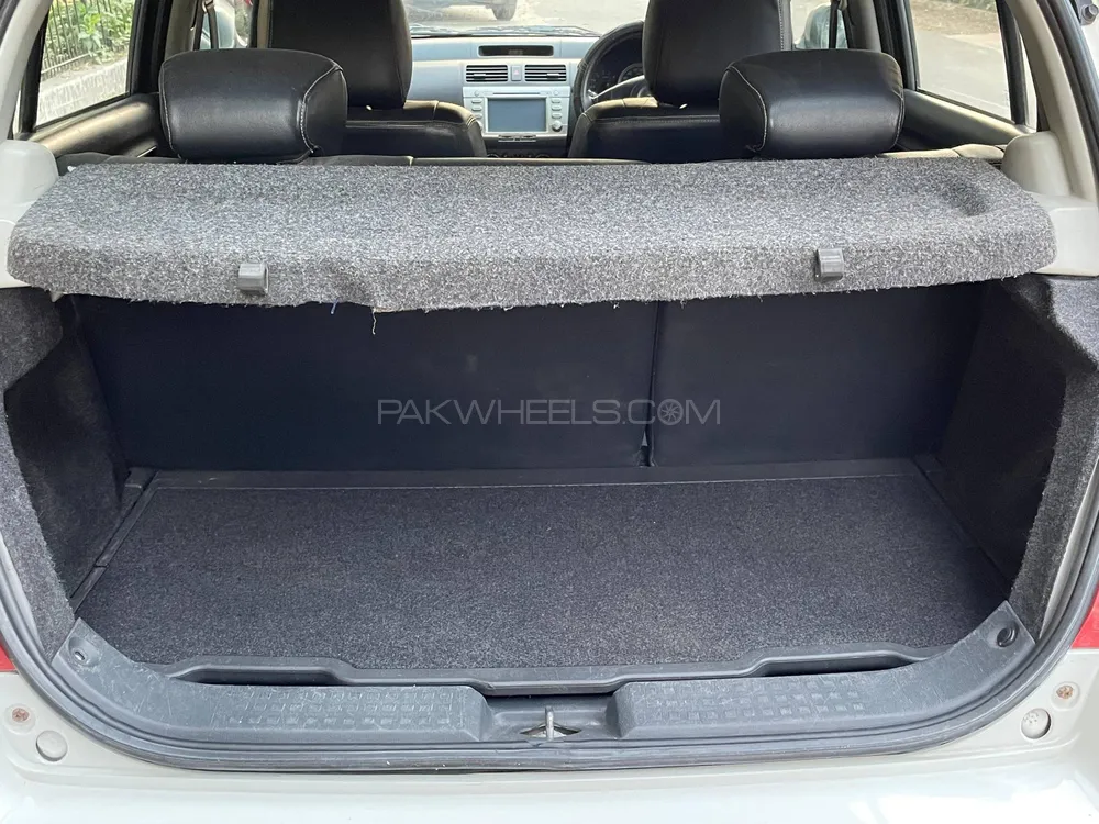 Suzuki Swift 2014 for Sale in Lahore Suzuki Swift 2014 for Sale in Lahore Image-9
