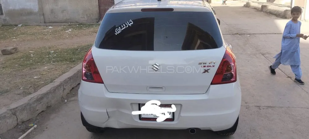 Suzuki Swift 2015 for Sale in Karachi Suzuki Swift 2015 for Sale in Karachi Image-1