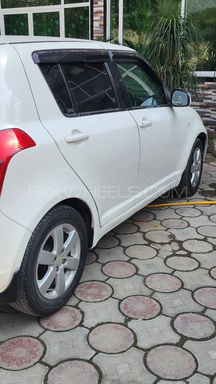 Suzuki Swift 2015 for Sale in Abbottabad Suzuki Swift 2015 for Sale in Abbottabad Image-9