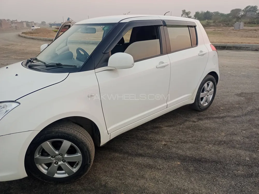 Suzuki Swift 2020 for Sale in Lahore Suzuki Swift 2020 for Sale in Lahore Image-6