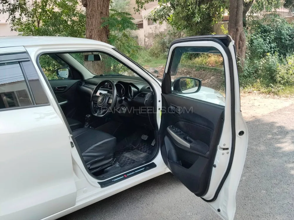 Suzuki Swift 2023 for Sale in Lahore Suzuki Swift 2023 for Sale in Lahore Image-5