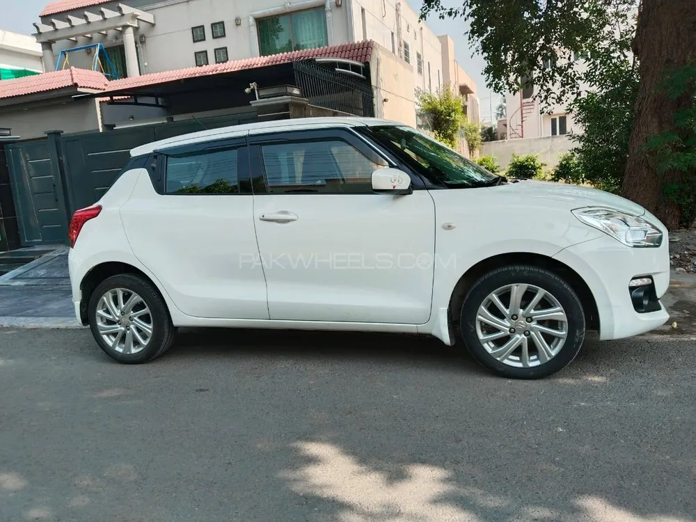 Suzuki Swift 2023 for Sale in Lahore Suzuki Swift 2023 for Sale in Lahore Image-3