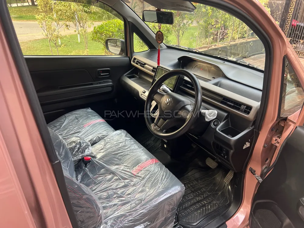 Suzuki Wagon R 2023 for Sale in Lahore Suzuki Wagon R 2023 for Sale in Lahore Image-12