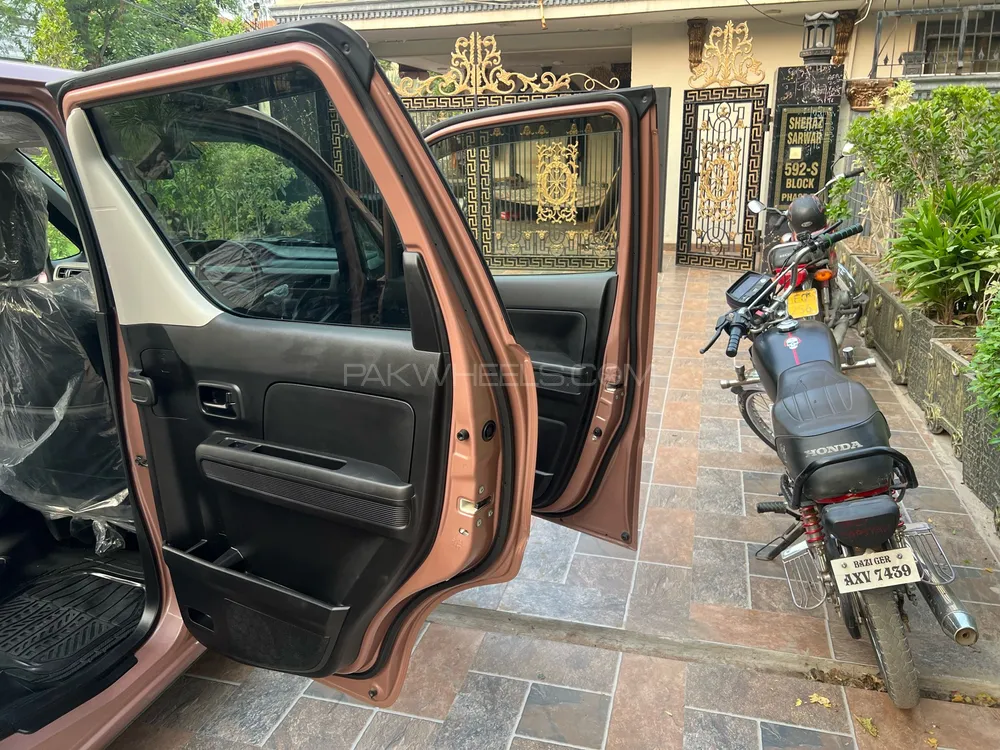 Suzuki Wagon R 2023 for Sale in Lahore Suzuki Wagon R 2023 for Sale in Lahore Image-14