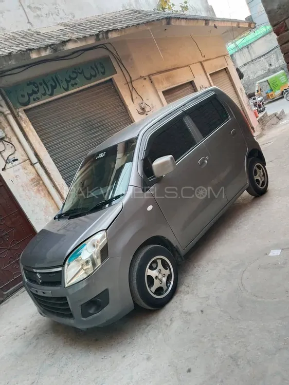 Suzuki Wagon R 2017 for Sale in Rawalpindi Suzuki Wagon R 2017 for Sale in Rawalpindi Image-6