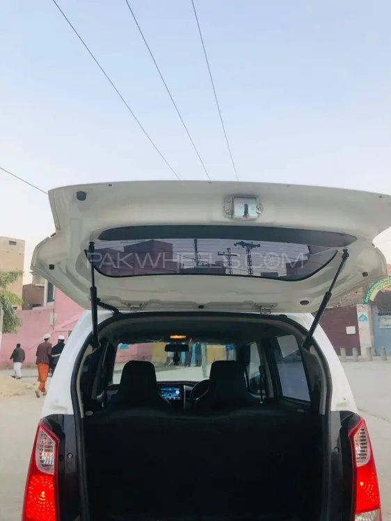 Suzuki Wagon R 2018 for Sale in Peshawar Suzuki Wagon R 2018 for Sale in Peshawar Image-10