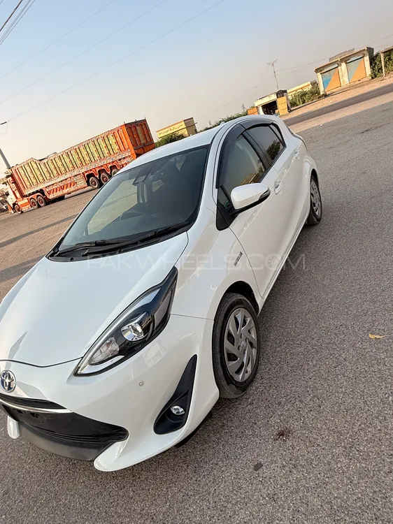 Toyota Aqua 2017 for Sale in Karachi Toyota Aqua 2017 for Sale in Karachi Image-2