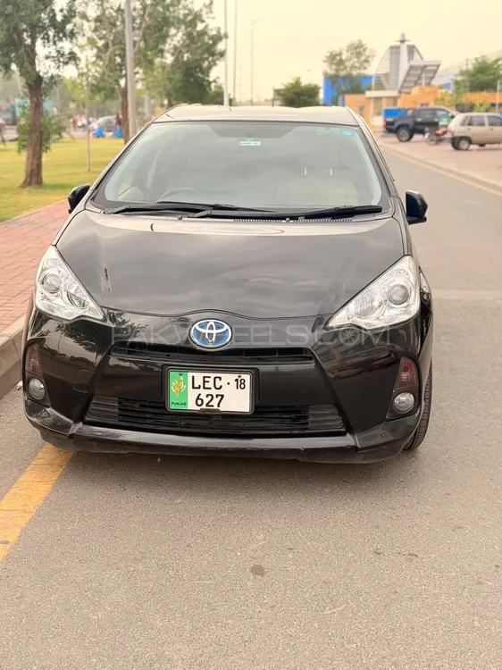 Toyota Aqua 2014 for Sale in Lahore Toyota Aqua 2014 for Sale in Lahore Image-9
