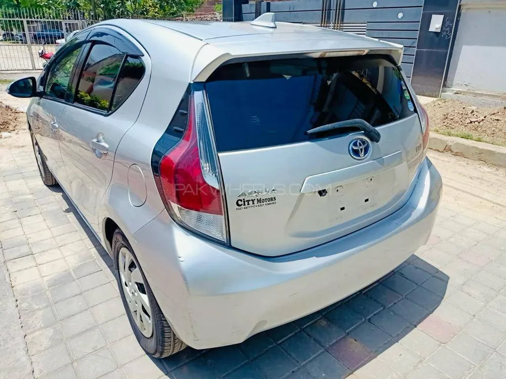 Toyota Aqua 2015 for Sale in Lahore Toyota Aqua 2015 for Sale in Lahore Image-7