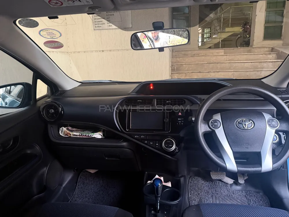 Toyota Aqua 2015 for Sale in Rawalpindi Toyota Aqua 2015 for Sale in Rawalpindi Image-8