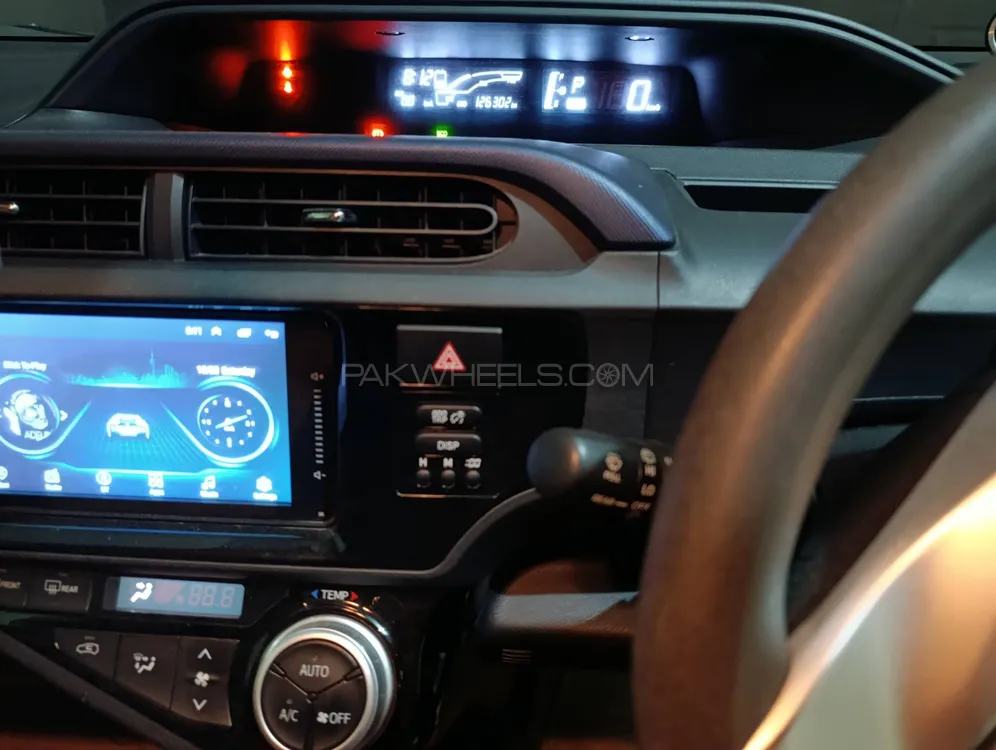 Toyota Aqua 2015 for Sale in Rawalpindi Toyota Aqua 2015 for Sale in Rawalpindi Image-2