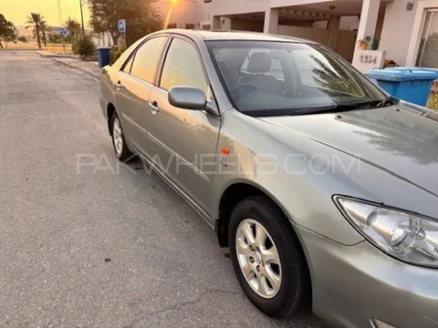 Toyota Camry 2004 for Sale in Karachi Toyota Camry 2004 for Sale in Karachi Image-2