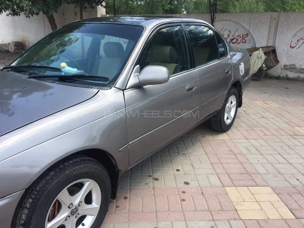 Toyota Corolla 2000 for Sale in Shahpur Saddar Toyota Corolla 2000 for Sale in Shahpur Saddar Image-2