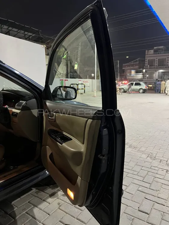 Toyota Corolla 2005 for Sale in Multan Toyota Corolla 2005 for Sale in Multan Image-16