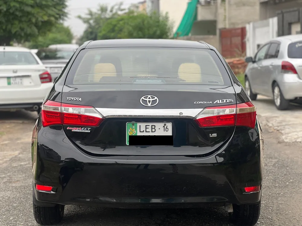 Toyota Corolla 2016 for Sale in Faisalabad Toyota Corolla 2016 for Sale in Faisalabad Image-17